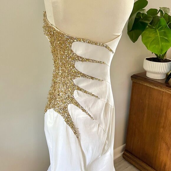🚨SALE🚨 La Femme White Gold Beaded Strapless Trumpet Gown Prom Dress 4 - Picture 7 of 16